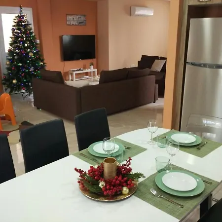 Villa Orange Near Beach With Swimming Pool Píla
